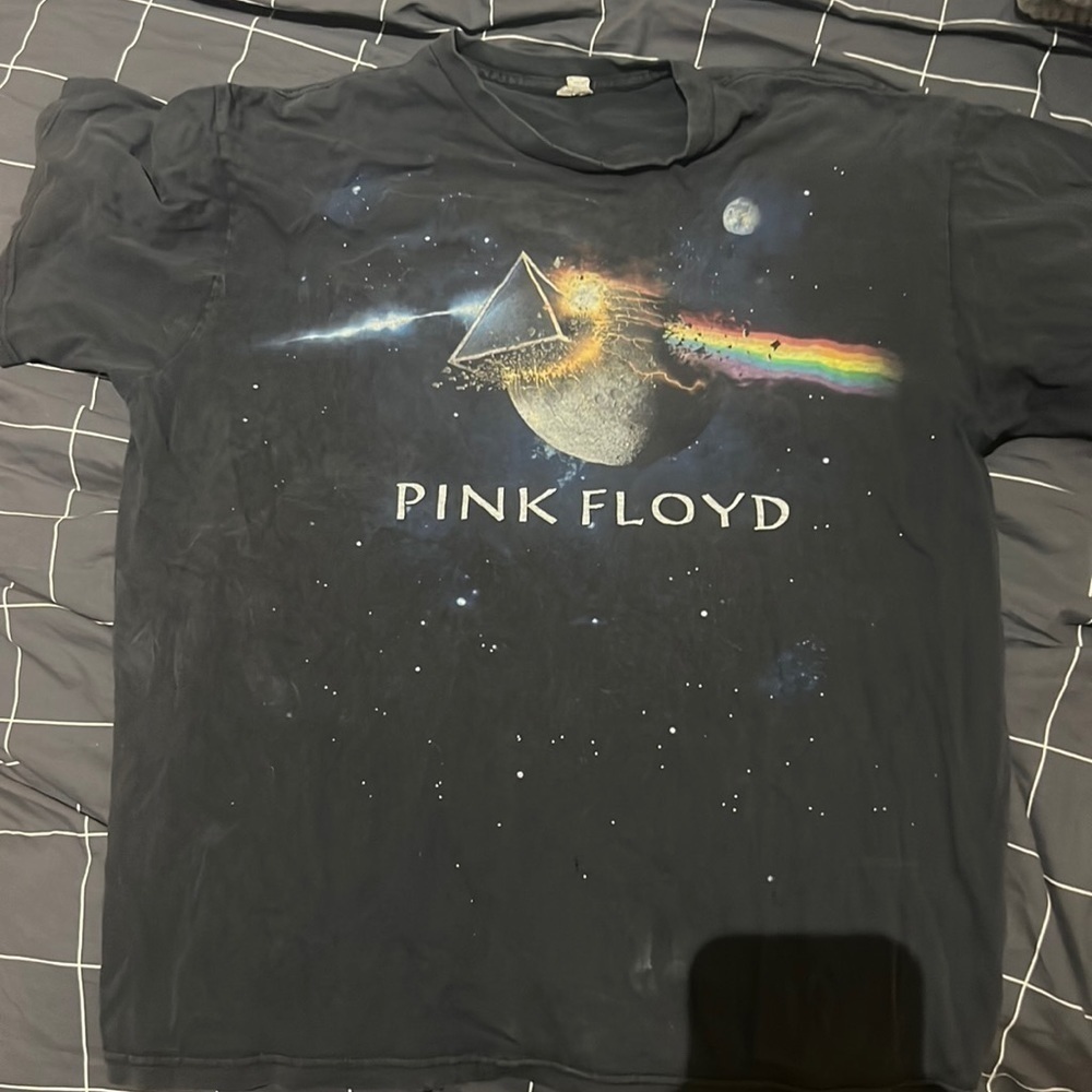 VINTAGE 1996 Pink Floyd T Shirt